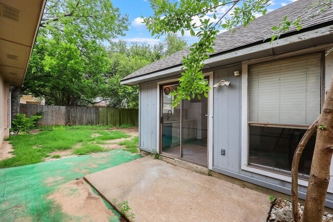 Building Photo - 14203 Anita Marie Ln