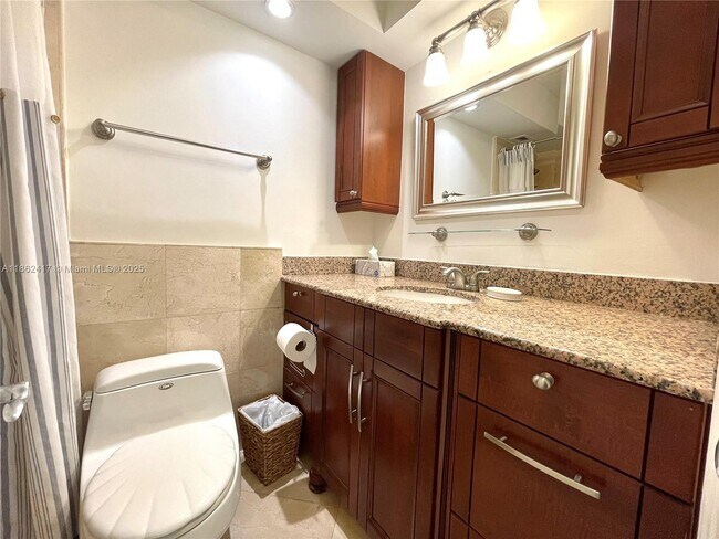 Building Photo - 177 Ocean Ln Dr