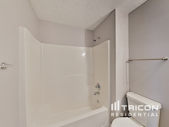 Building Photo - 2605 Thunder Basin Way