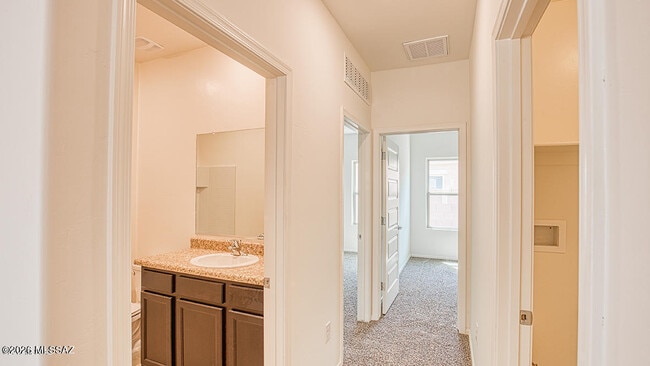 Building Photo - 9143 Blue Roan Ln