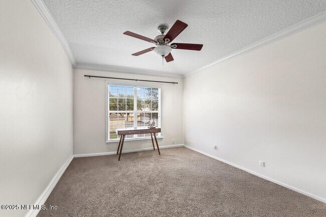 Building Photo - 75 Jardin De Mer Pl