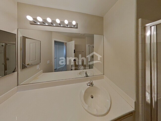 Building Photo - 2696 Pala Dura Dr