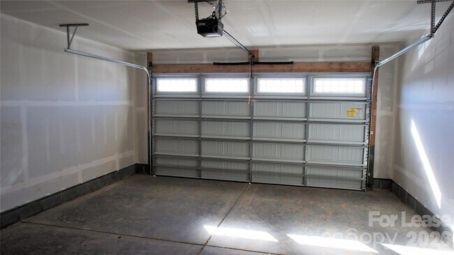 Building Photo - 8340 Bretton Woods Dr