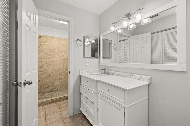 Building Photo - 3141 Enclave Ct