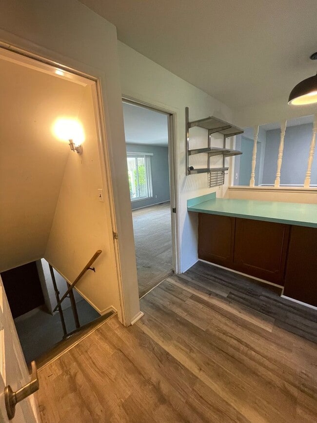 Building Photo - Spacious Four Bedroom Home Available Summer of 2026!