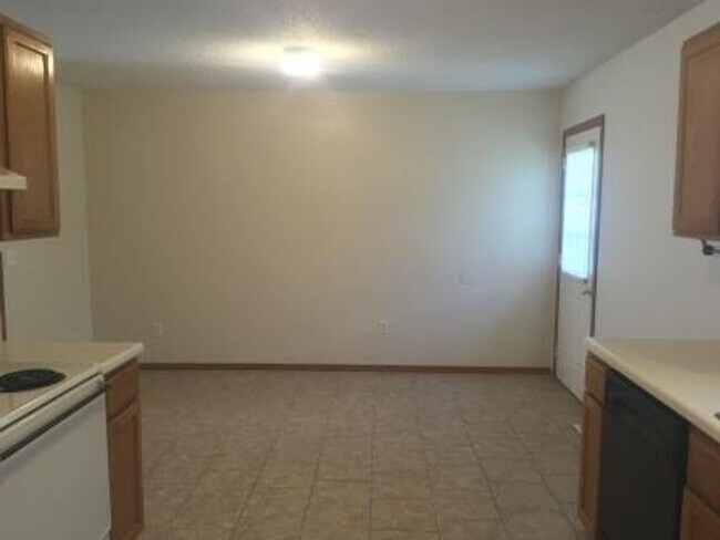 Building Photo - grand