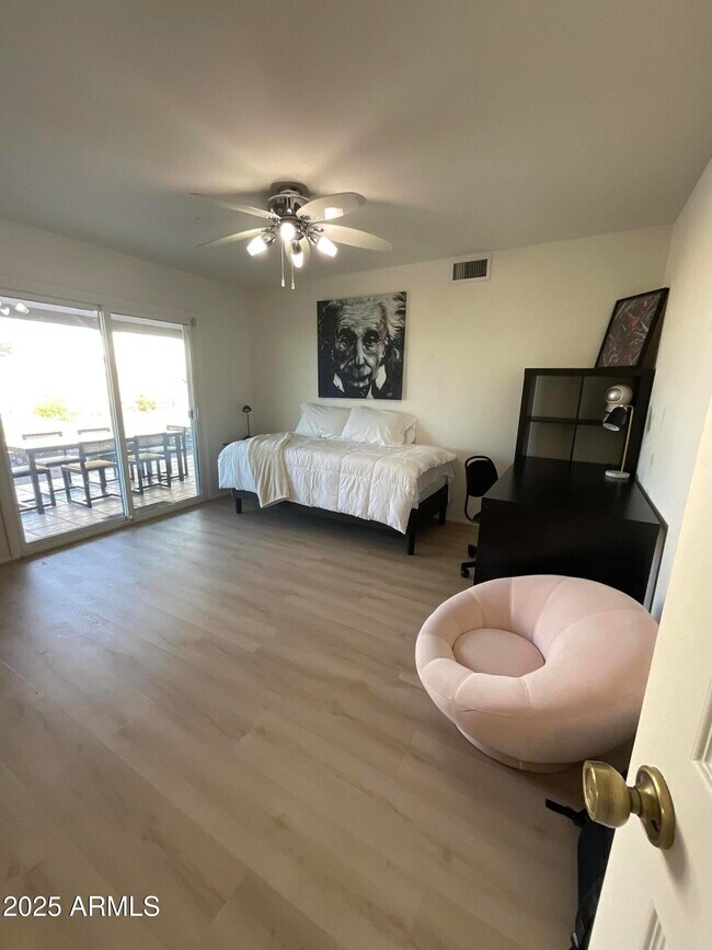 Building Photo - 6802 N 26th St