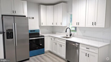 Building Photo - 150 Nightingale Ave