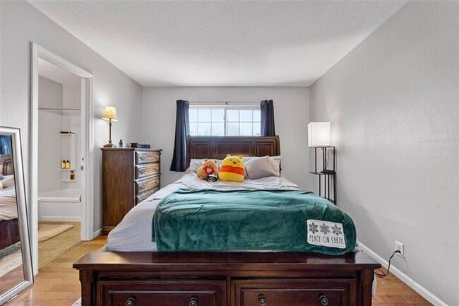 Building Photo - $1,750 | 3 Bedroom, 2.5 Bathroom Townhouse | Pet Friendly* | Available for August 1st, 2026 Move In!