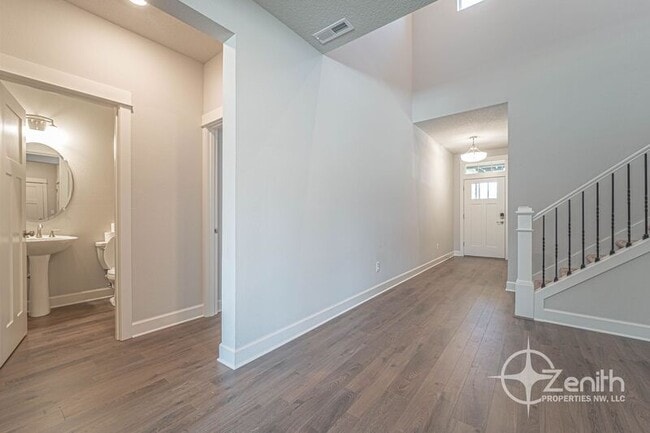Building Photo - 4837 S 16th Dr