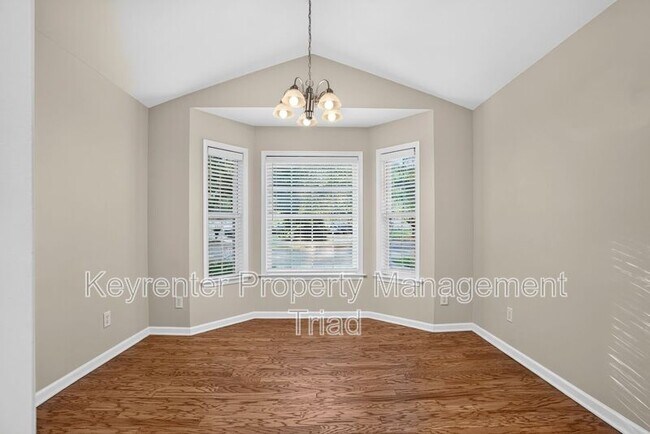 Building Photo - 6219 Black Willow Dr