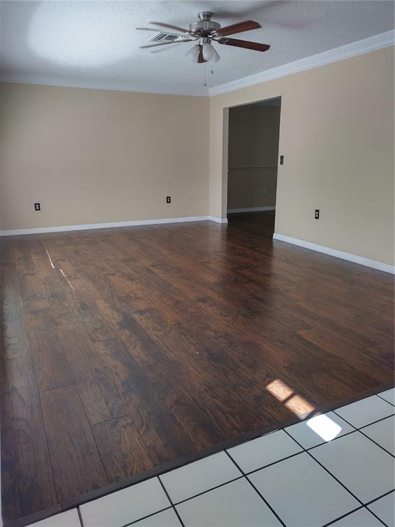 Building Photo - 2131 OrangePointe Ave
