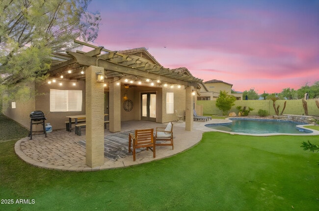 Building Photo - 17471 W Desert Sage Dr