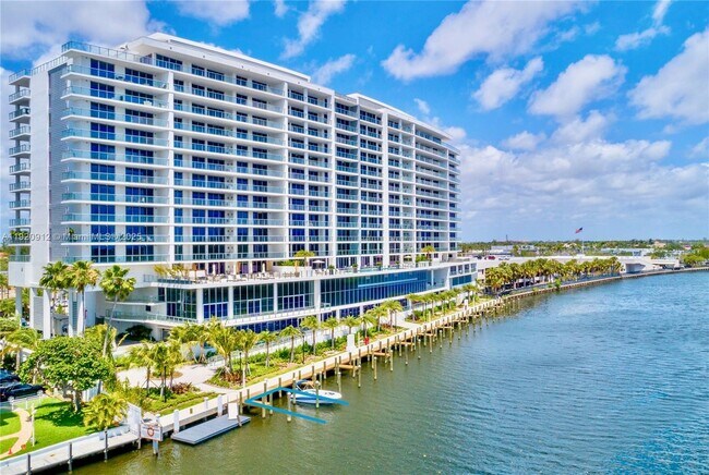 Building Photo - 1180 N Federal Hwy