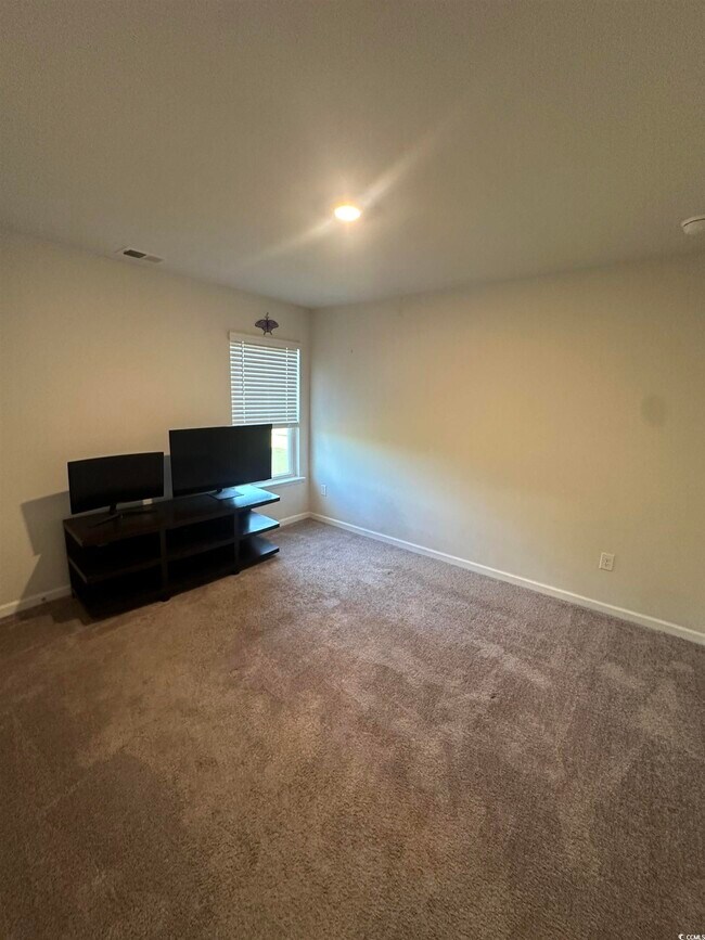 Building Photo - 2655 Pegasus Pl