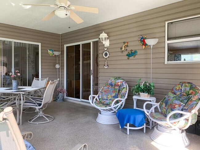 Building Photo - M1108 Davenport (VNSW-15/5)