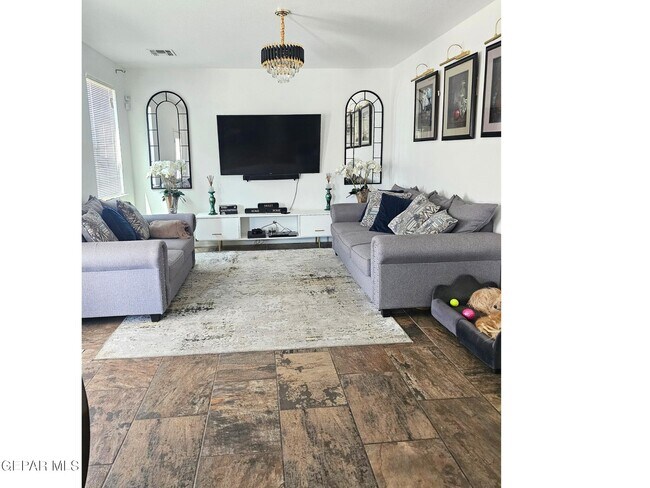 Building Photo - 14446 Jasmin Maribel Dr