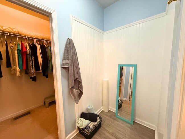 Building Photo - 224 Trotters Ridge Ln