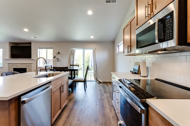 Building Photo - 1526 McKinley St