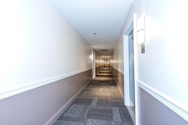 Building Photo - 4 Constellation Pl