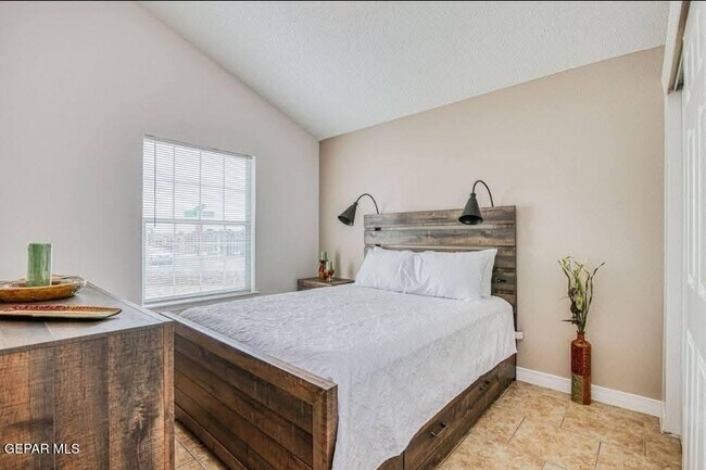 Building Photo - 12103 St Crispin Ave