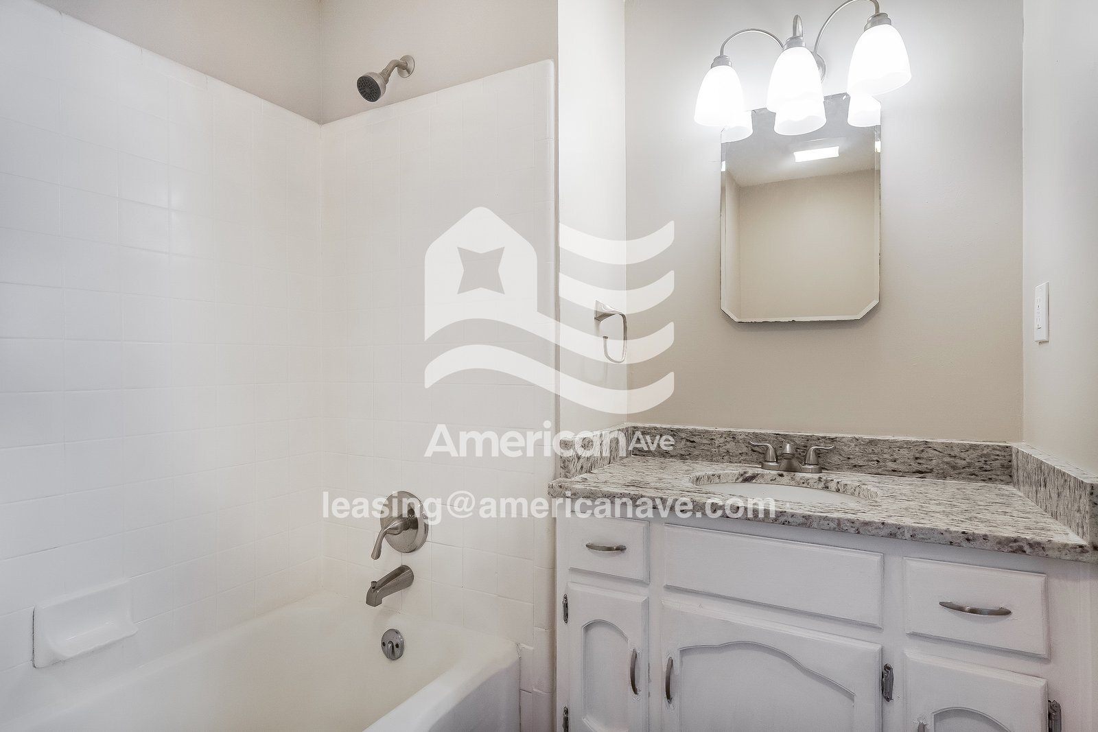 Building Photo - 1612 8th St