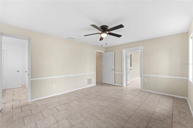 Building Photo - 1468 Sandy Ln