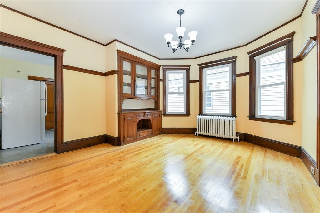 Building Photo - 652 South St