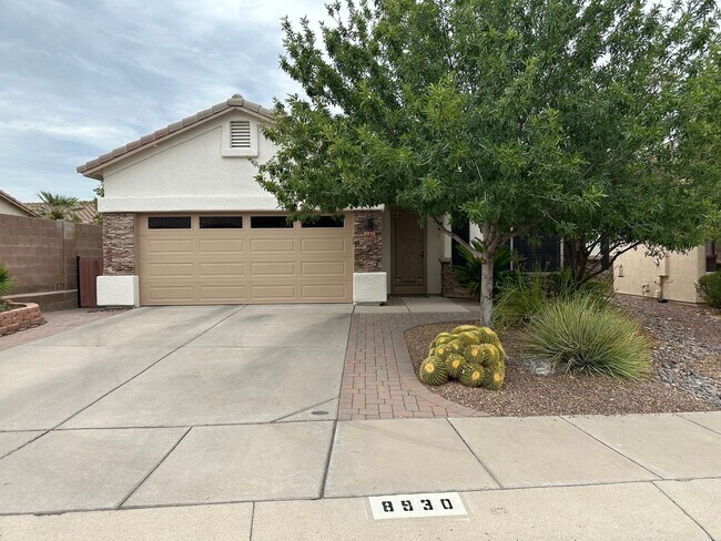 Primary Photo - Gorgeous Northwest 3 Bedroom!