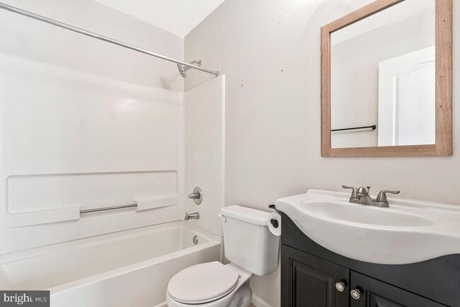 Building Photo - 2647 Longbow Ct