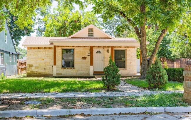 Building Photo - 1126 Wilbur St