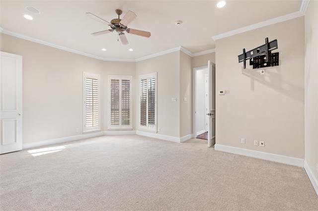 Building Photo - 5276 Longvue Dr
