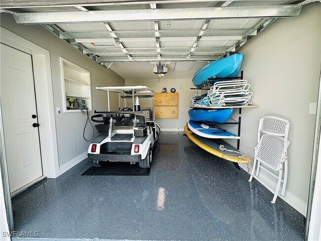 Building Photo - 140 W Pago Pago Dr