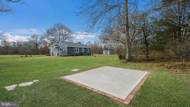 Building Photo - 1732 Creek Rd