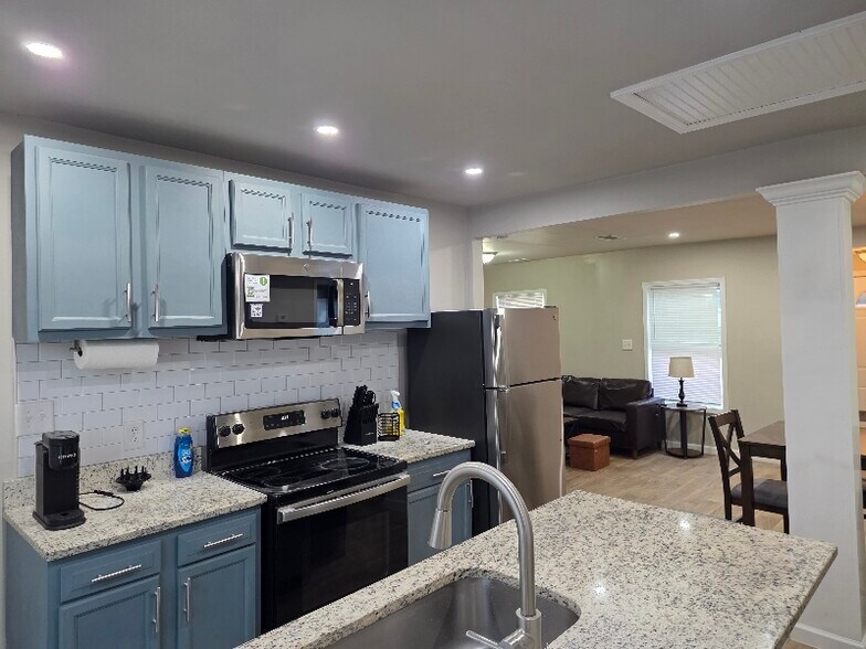 Building Photo - 2793 Suwanee Ave