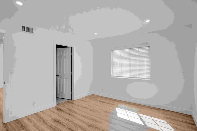 Building Photo - Brand-New Designer 2 Bed / 2 Bath – Spacious Upstairs Unit w/ Parking | Prime Alhambra