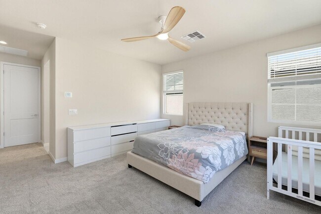 Building Photo - 1521 S Senate St