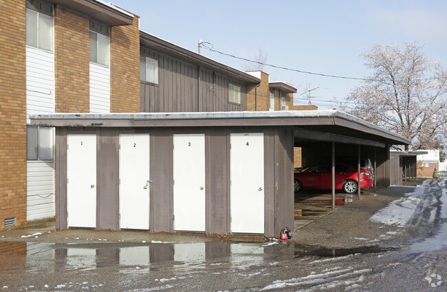 Building Photo - Terrace Towne Apartments