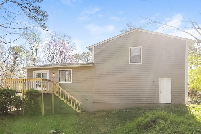 Building Photo - 4473 Fowler Ln