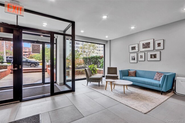 Building Photo - 123-40 83rd Ave