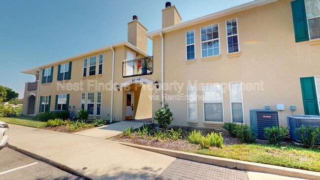 Primary Photo - 211 Jardin De Mer Pl