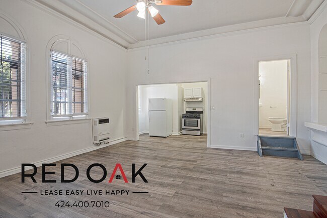 Building Photo - 357 S Alvarado St
