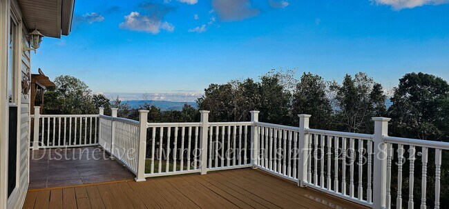 Building Photo - Stunning River & Mountain Views in South Pittsburg, Tennessee