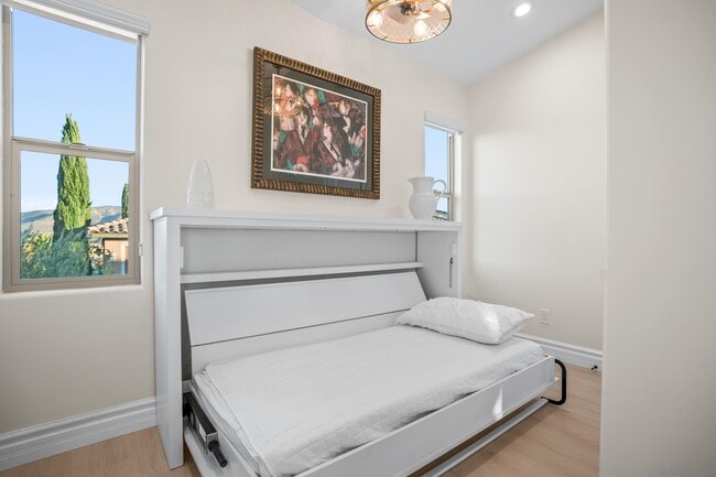 Building Photo - 424 Agua Vista Dr