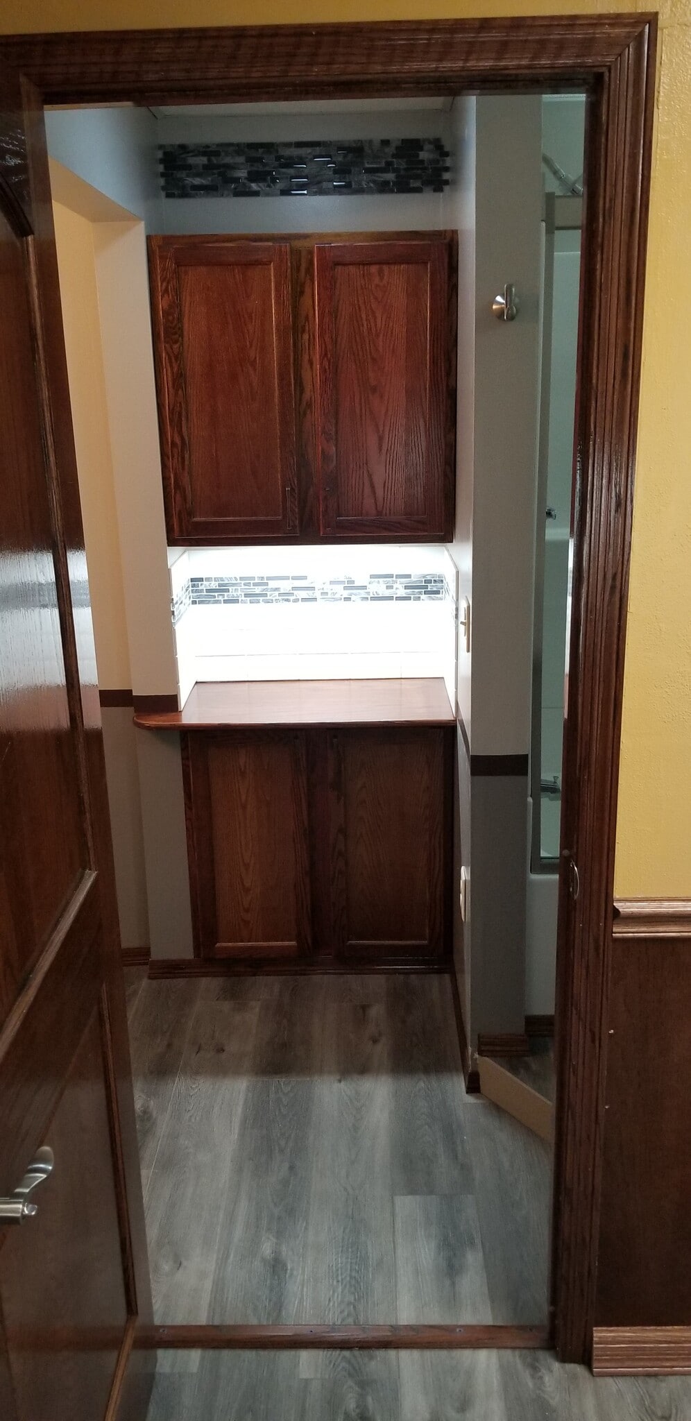 Bath Cabinets / Shelf - 815 Railroad Ave