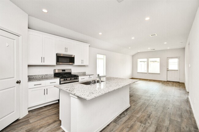 Building Photo - 4243 Bromham Farms Dr