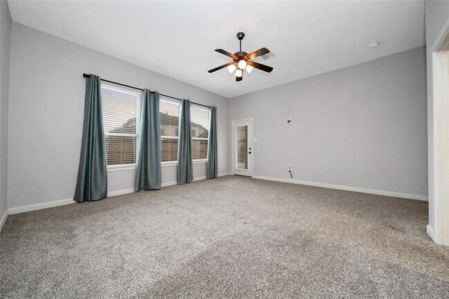 Building Photo - 27225 Alexandra Springs Ln