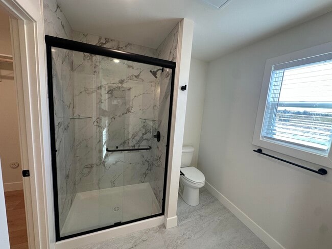 Building Photo - 5317 Makana Ln