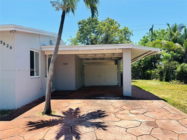 Building Photo - 9820 Caribbean Blvd