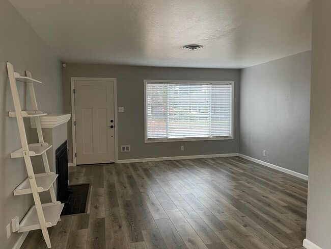 Building Photo - Bright, Updated Home with Garage, Laundry, and Private Yard